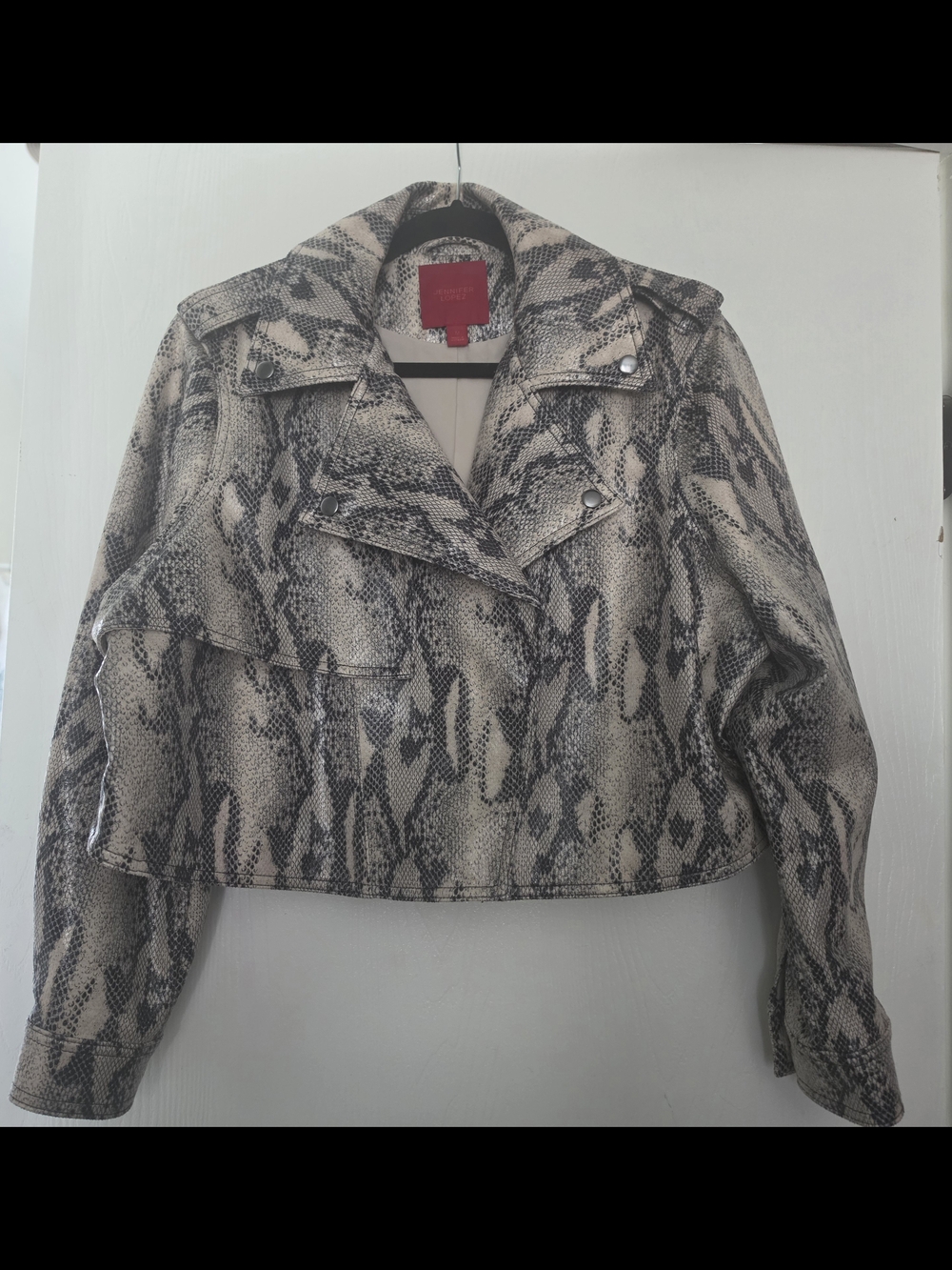Jennifer Lopez Snake-Print Cropped Moto Jacket - Beige/Black